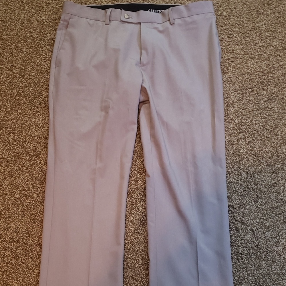 Dress pants worn once.  Excellent Condition.